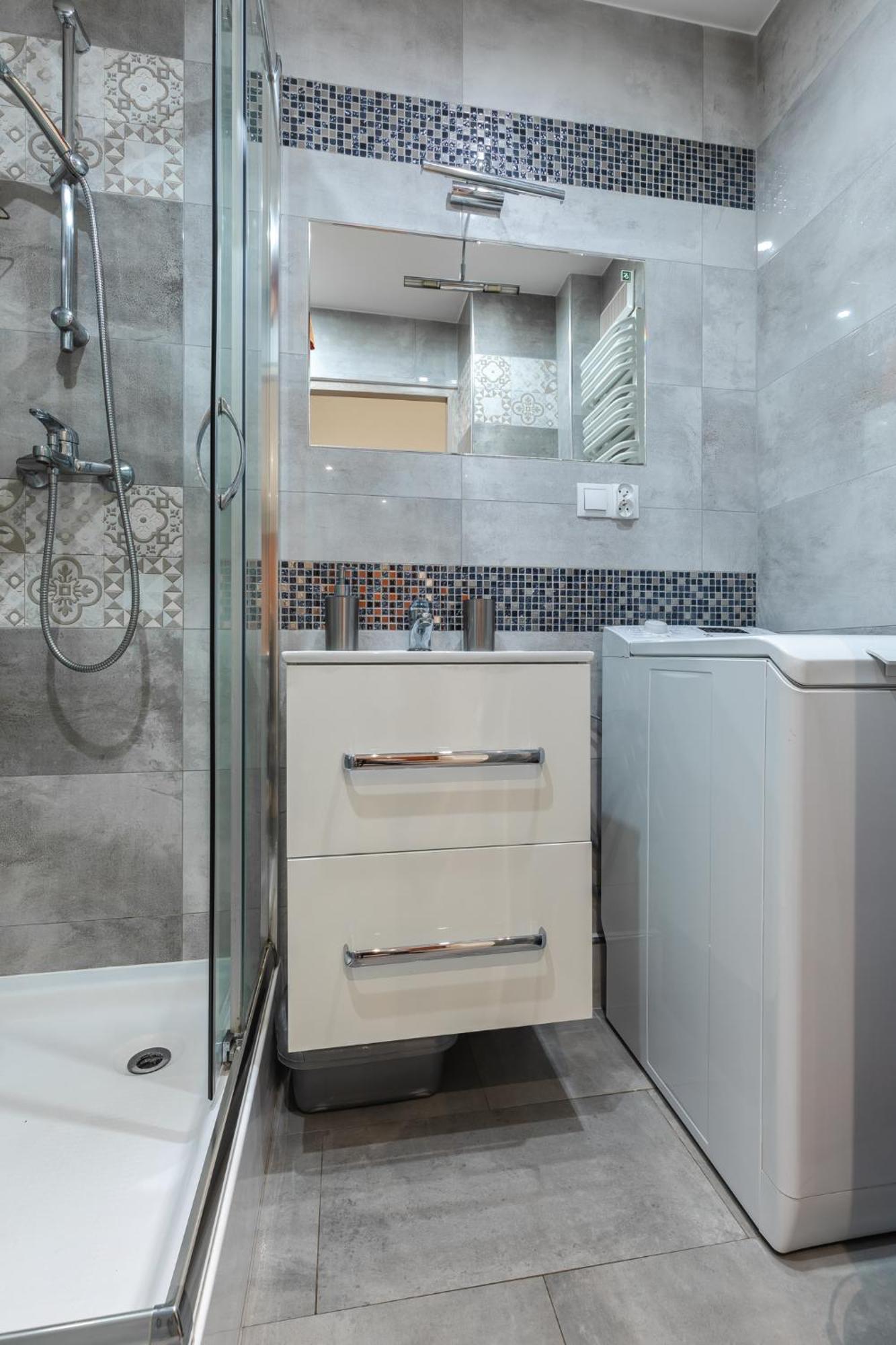 Apartament Przy Termach Cieplickich Julcia イェレニャ・グーラ エクステリア 写真