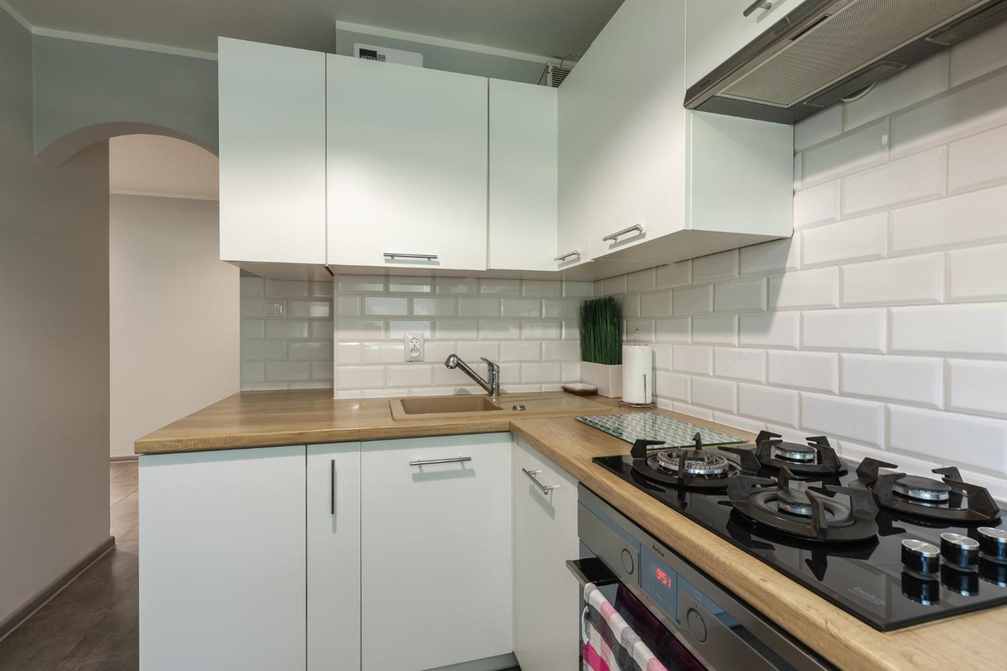 Apartament Przy Termach Cieplickich Julcia イェレニャ・グーラ エクステリア 写真